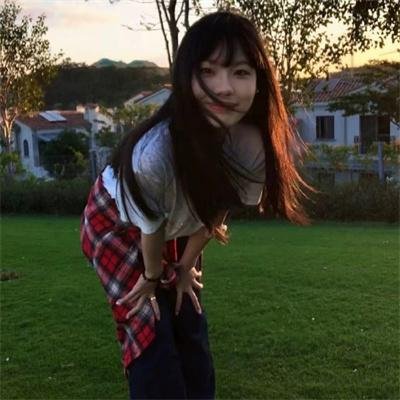 正是青春璀璨时